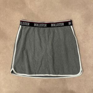 Hollister Mini Skirt • size medium